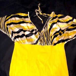 Bebe top yellow and black CUTE